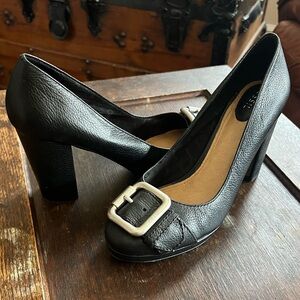 Fossil Buckle heels